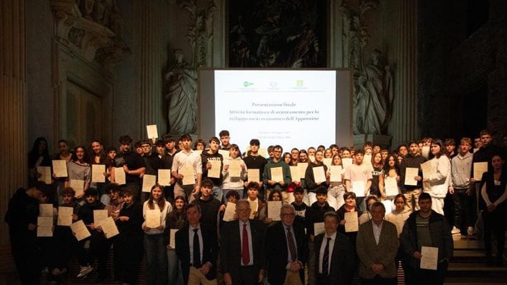 Dal lupo alle piante da frutto, così gli studenti sono andati a scuola di Appennino