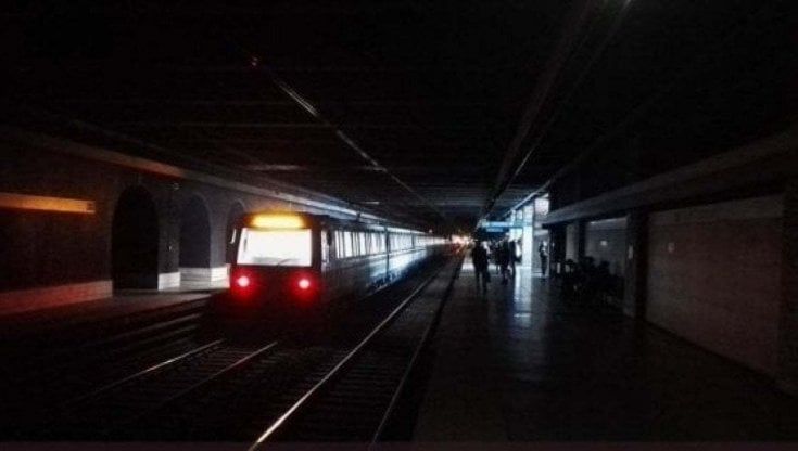 Metro Roma, a Castro Pretorio terminati i lavori dopo 9 mesi di chiusura. Ma sulla metro A si fecero con le stazioni aperte 