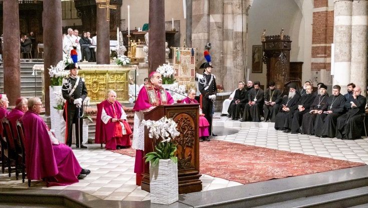 L'arcivesco Delpini e il discorso alla città: "Milano ha paura del futuro. Irragionevole il lamento, pensate alla cura degli altri"