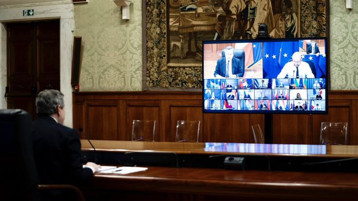 Vertice Ue, la mossa di Draghi: “Nuovo patto ed eurobond per uscire dalla crisi”