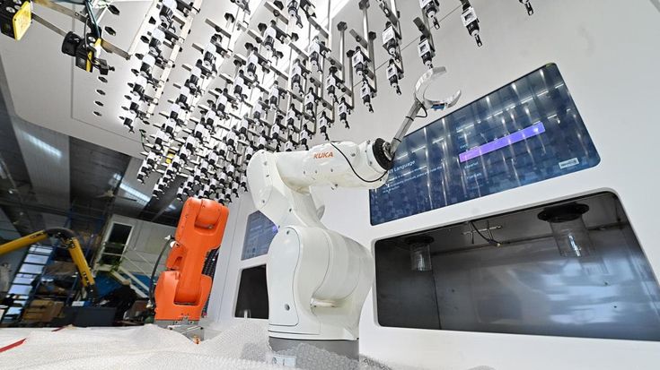 Emanuele Rossetti: “Il nostro robot-barman sta conquistando il mondo. Fra 10 anni sarà ovunque”