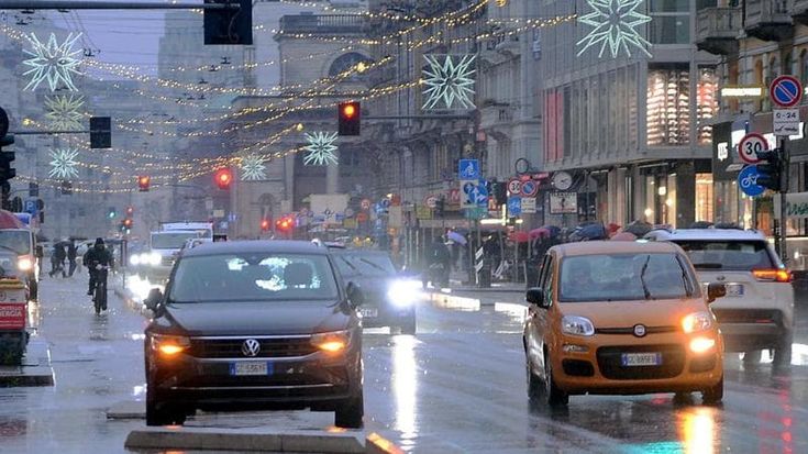 Meno trasporti pubblici, più bici e auto in lieve calo: così si muovono i milanesi