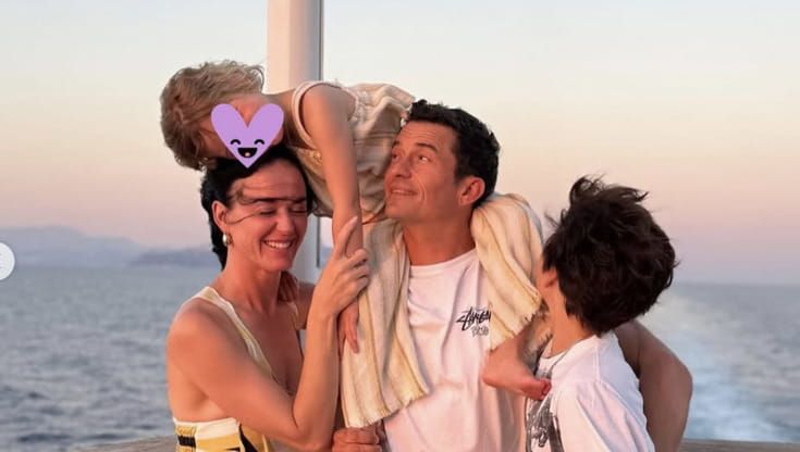 Orlando Bloom e Katy Perry, vacanze da ex tra Amalfi e Positano