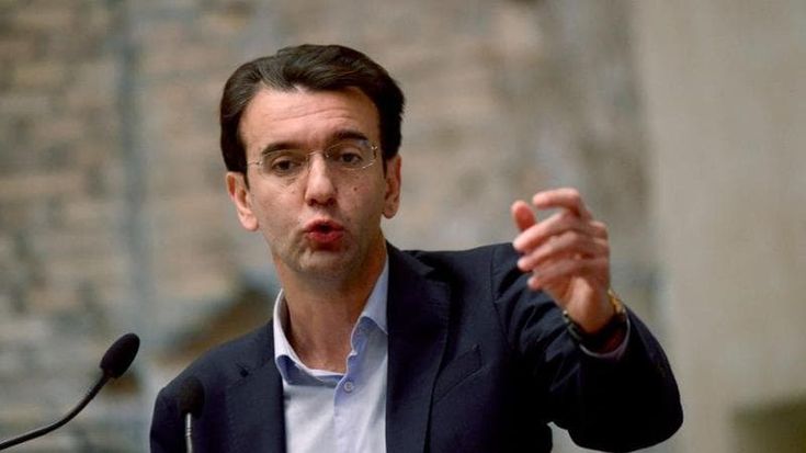 Test per Medicina, D’Attorre: “Abolirli non è realistico, gli atenei non possono assorbire tutti: si rischia deriva telematica”