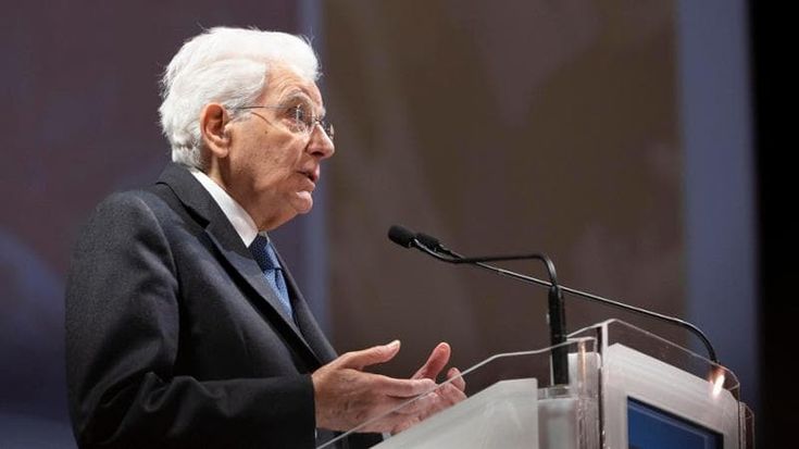 Mattarella a Rebibbia, visita al carcere femminile: “In alcuni istituti condizioni inaccettabili”