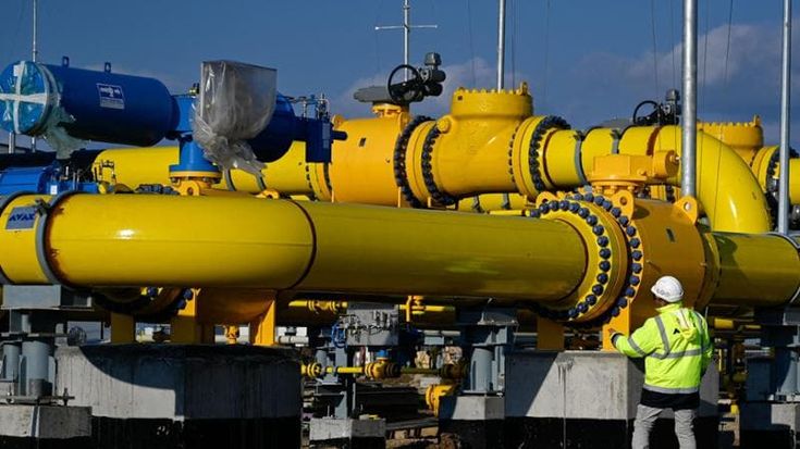 Svolta della Ue: stop totale al gas russo