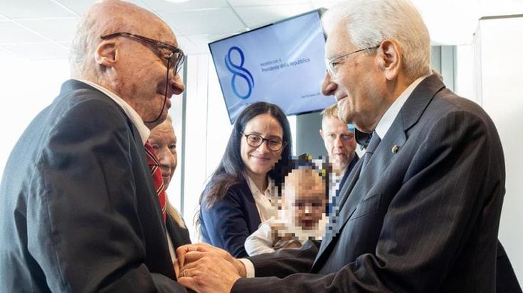 Mattarella alla Scala per i 120 anni della Cgil: prima incontra i parenti della strage di Linate