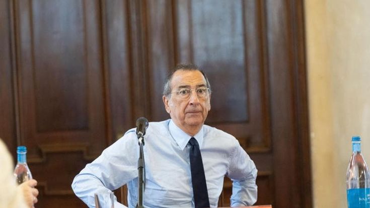 Sala e la società di consulenze con l’amico Galli: “Riferirò in aula”