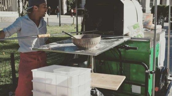 La margherita è sulla bici, Ivan sforna bontà a bordo della sua pizzeria a pedali: "La prima in Italia"
