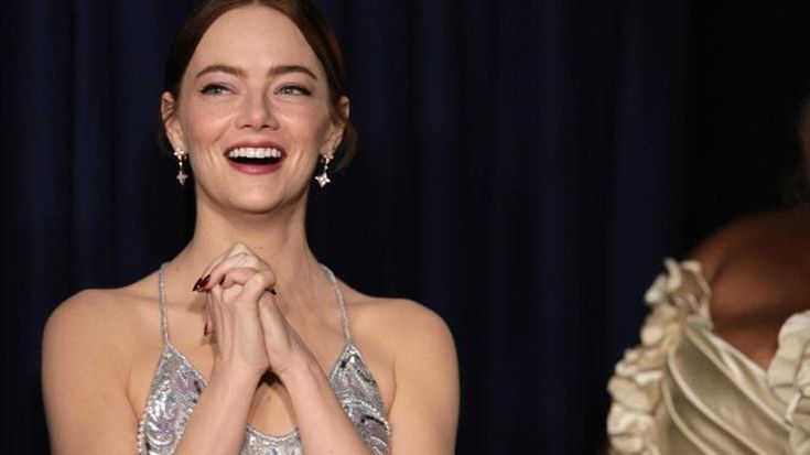 Emma Stone, Lily Gladstone e le altre: la corsa all’Oscar delle attrici protagoniste, tra amicizia e rivalità