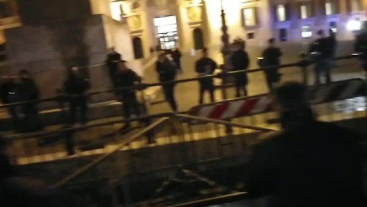 Whirlpool: notte nelle stanze del ministero per un gruppo di operai