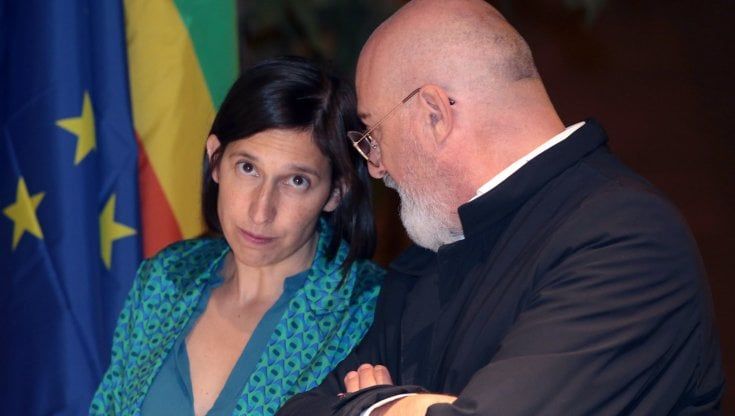 Pd, giornata di trattative poi il compromesso: voto online solo in alcuni casi