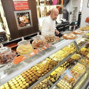 Chieri, da Avidano un dolce trionfo sotto l'Arco Trionfale