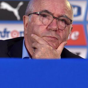 Caos su Tavecchio, frasi contro ebrei e gay: "Vogliono ricattarmi"