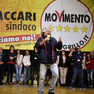 Beppe Grillo rompe un tab&ugrave;, il 19 sar&agrave; da Vespa