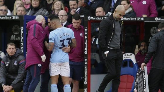 Inghilterra, Guardiola e gli infortuni: ''Troppo calcio a Natale, è un disastro''