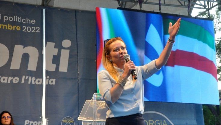 Elezioni, comizio di Meloni a Bagnoli: cresce l'allarme sicurezza