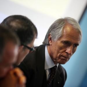 Malag&ograve; in visita allo Zen: "Borse sportive del Coni per cento bambini"