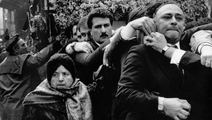 Quando Berengo Gardin raccontò i riti siciliani: “Qui c’è una luce unica”