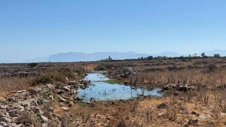 San Vito, escono liquami dal depuratore e minacciano il mare