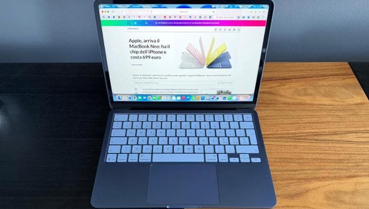 MacBook Neo, la prova: il nuovo laptop economico di Apple è una rivoluzione per tutta la categoria
