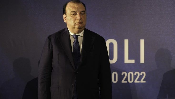 Forza Italia, Martusciello: "Cesaro? Ho voluto voltare pagina: ora spazio ai nuovi"