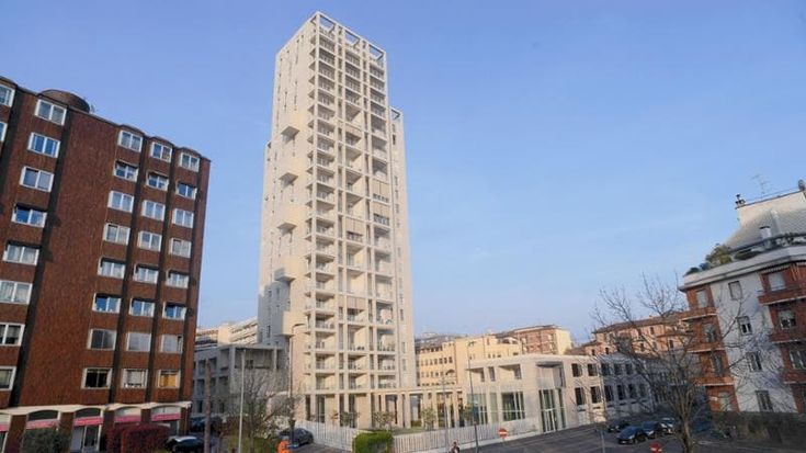 Torre Milano, pm chiede otto condanne e confisca: “Impietosa operazione di sfregio del territorio”
