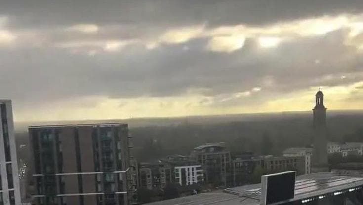 Il Brentford sta perdendo, qualcuno dall'alto ha deciso di intervenire