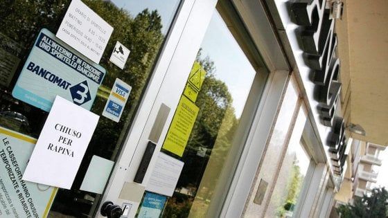 Rapinarono una banca a Cesena: arrestati quattro palermitani