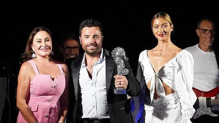 Ischia: al Global Festival premiato anche Luca Riemma, l’attore che si batte contro i roghi tossici