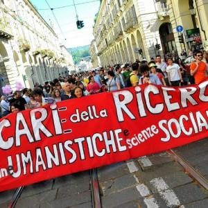 Cnr, gli "ok ministeriali" che bloccano i giovani ricercatori. Il Miur replica: "Gi&agrave; dato il via libera"