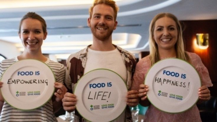 Lotta alla fame, ecco "la Cena di Natale più grande del mondo", contro l'emergenza alimentare che riguarda 811 milioni di persone