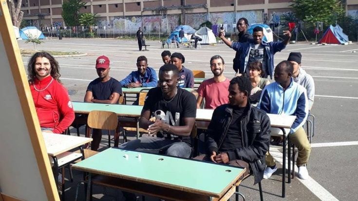 Da invisibili a indivisibili, così il villaggio solidale non dimentica i migranti