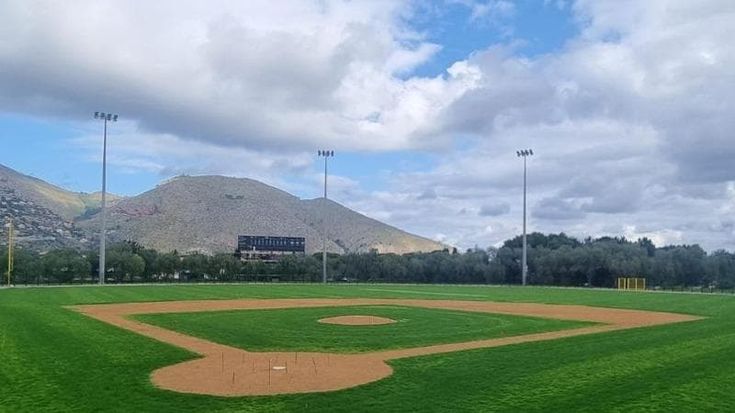 Fine dell’abbandono, è pronto il campo di baseball di Fondo Patti