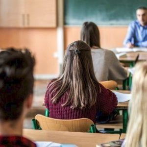 Concorsi, assunzioni, presidi e impronte. Ecco tutte le novità del Decreto precari