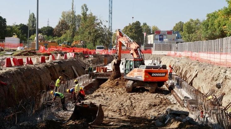 I cantieri del tram arrivano in via Matteotti: rischio code e ingorghi con l’inizio della scuola