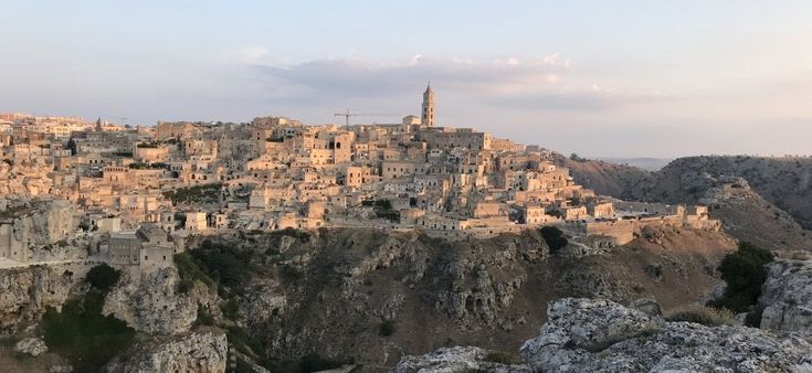 'Mathera', viaggio tra i Sassi: "La storia dell'uomo in uno sguardo"