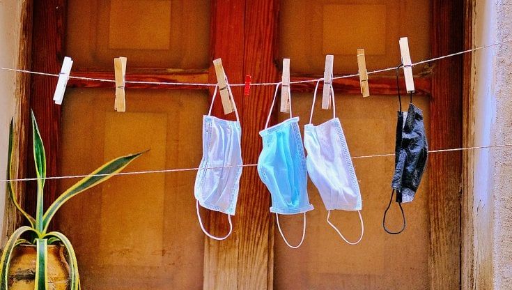 Green Pass e mascherine, cosa cambia dal 1 maggio: le nuove regole