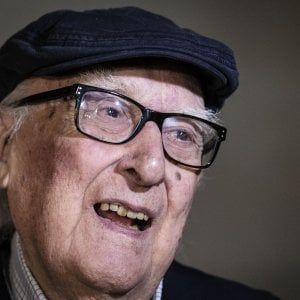 Addio a Camilleri, il saluto del Napoli: "Ci mancheranno personalità e cultura"