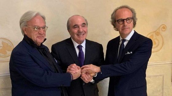 Commisso è il nuovo proprietario della Fiorentina: "Nuovo stadio? Presto per parlarne"