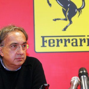  Ferrari lancia ipo venerdì, offerta da un miliardo di dollari 