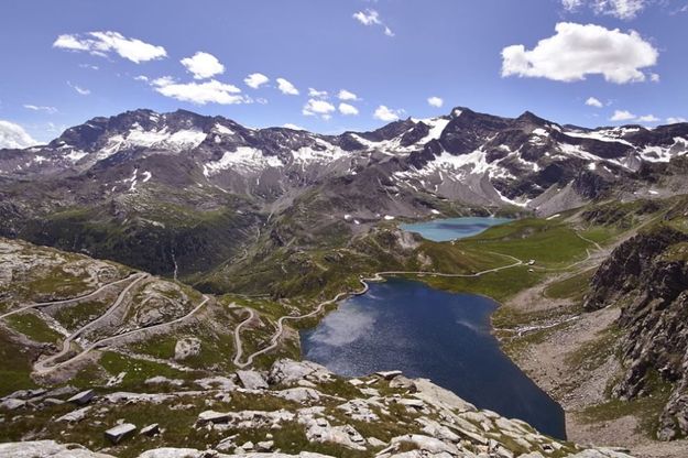 A piedi tra le meraviglie del Colle del Nivolet: di domenica niente auto