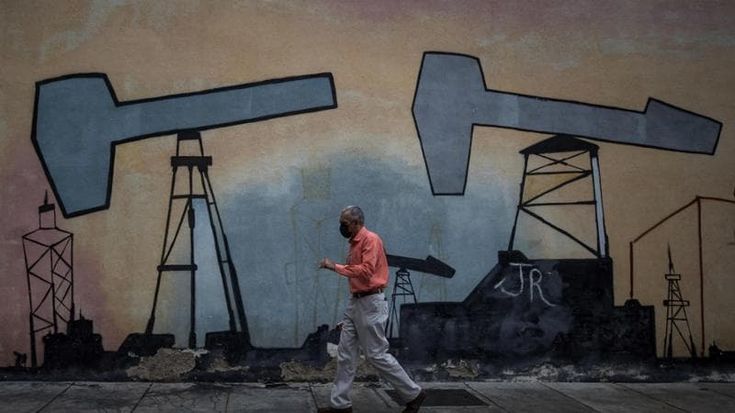 L’attacco Usa al Venezuela non scuote il petrolio. Il mercato resta cauto ma Big Oil vede l’affare