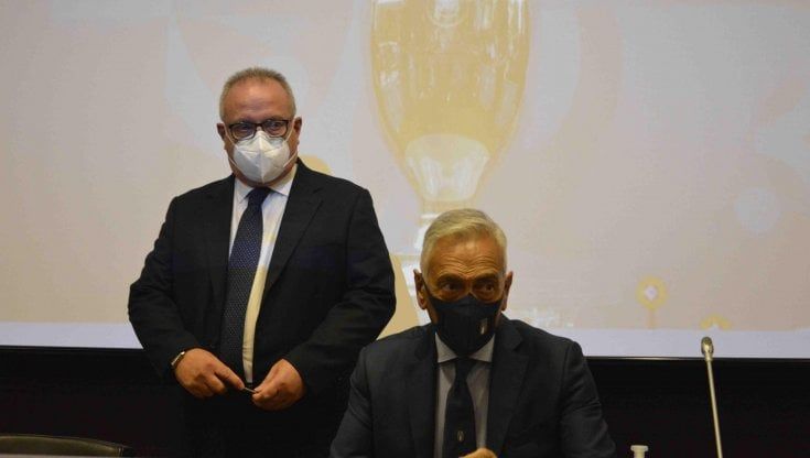 La Figc al fianco delle calciatrici afghane. Gravina: "Per loro allenatori, formatori e tutor"