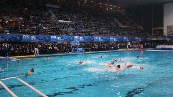 Palermo, nuotatrice positiva al Covid: chiusa la piscina comunale. Due contagi alla Città metropolitana