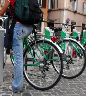 Bici e ombrelli: il lato debole delo sharing cinese