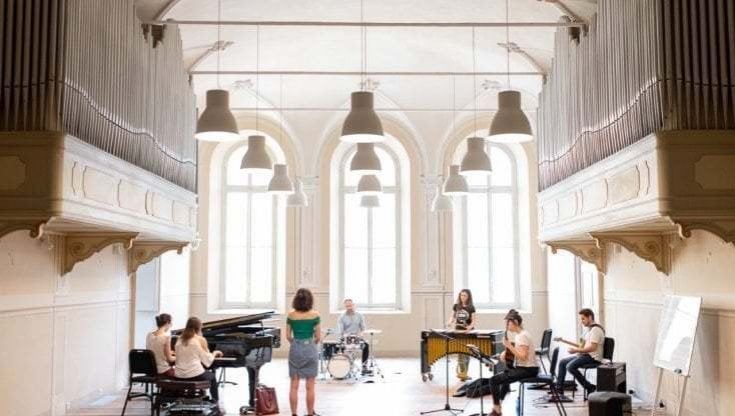 Conservatori e scuole di musica, è crisi di iscrizioni 