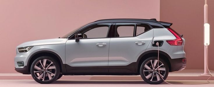 Volvo, XC40, arriva la versione ibrida