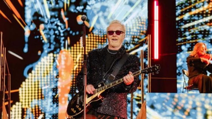 Umberto Tozzi, su Canale 5 l’addio live con "L'ultima notte rosa"