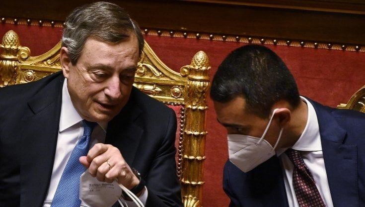Draghi va avanti sulle armi a Kiev e blinda Di Maio: i 5Stelle non otterranno il rimpasto